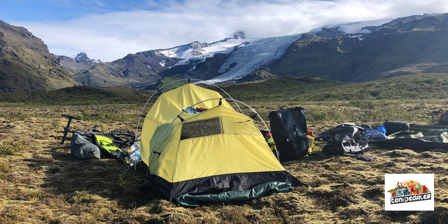Ruta cicloturista en Islandia con tienda de campaña Robens,comprar tiendas de campaña en amazon